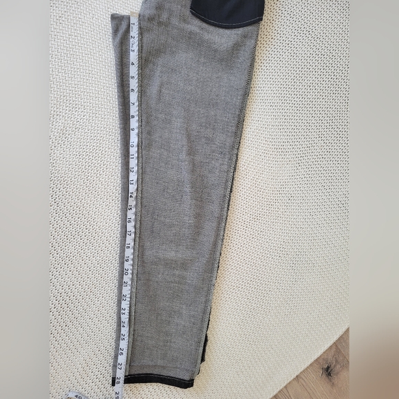 Eileen Fisher Organic Cotton Denim High-Waist and Ankle length. Black .Size 6 - Picture 9 of 11